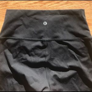 Lululemon high rise leggings!